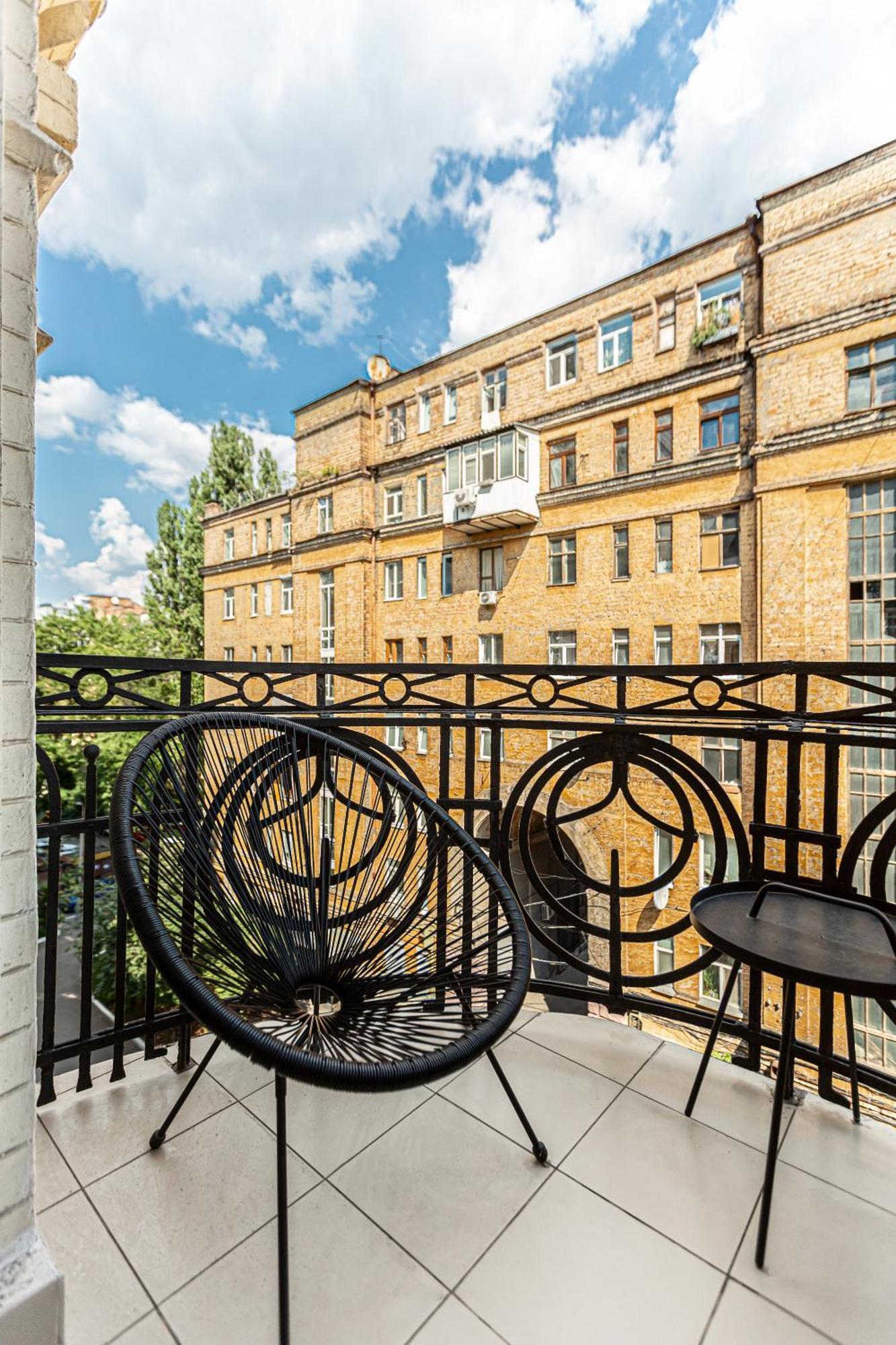 Incognito Boutique Hotel Kyiv Exterior photo
